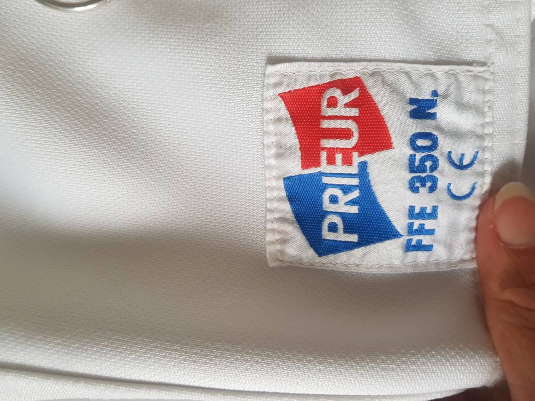 Veste dames ou jeunes femmes 