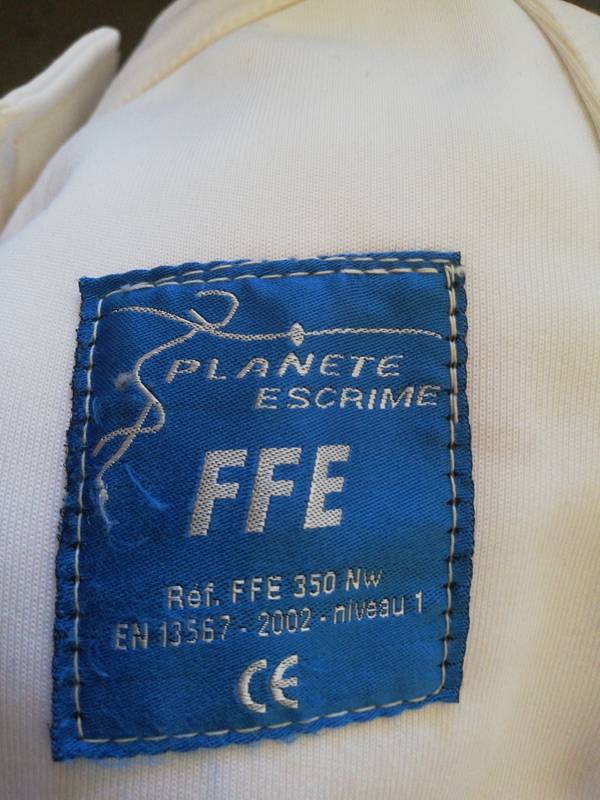 Pantalon d'escrime T38 3 armes 