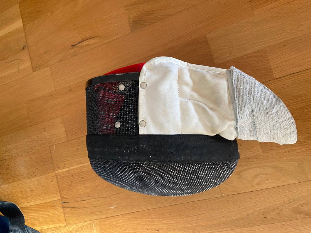 Masque FIE allstar 1600N Femme avec bavette amovible 