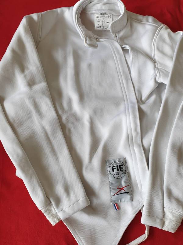 VESTE 800N marque DEFI