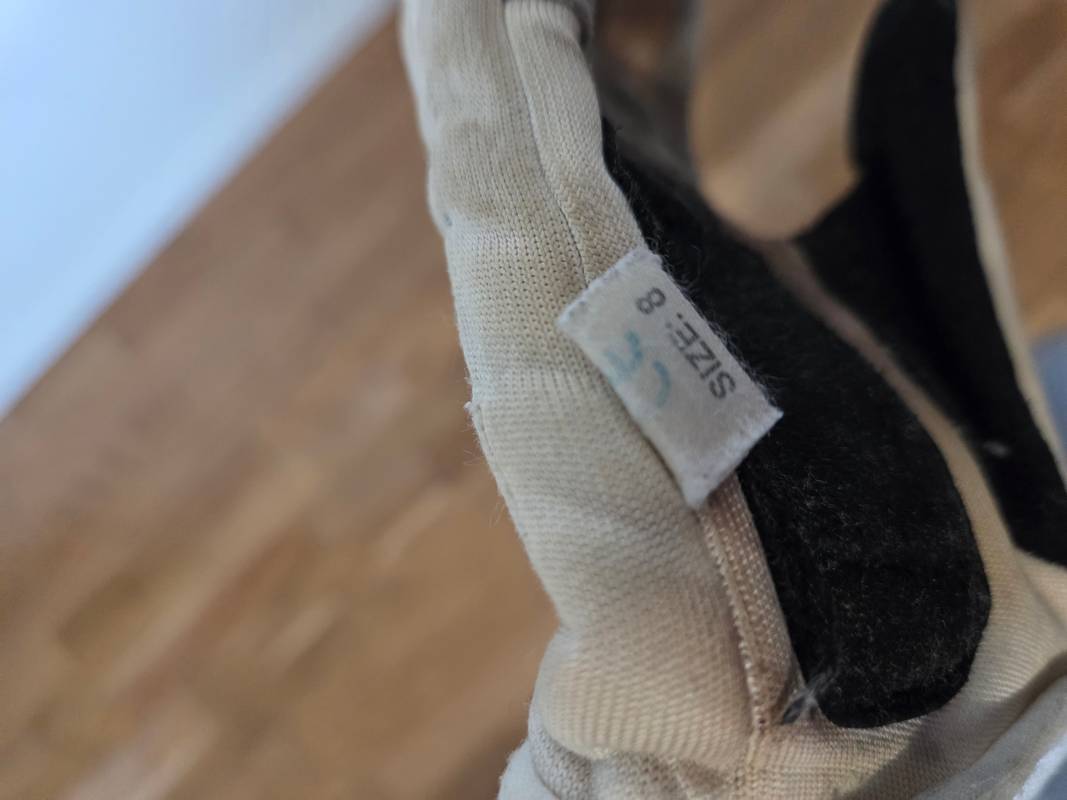 Gant de sabre électrique droitier