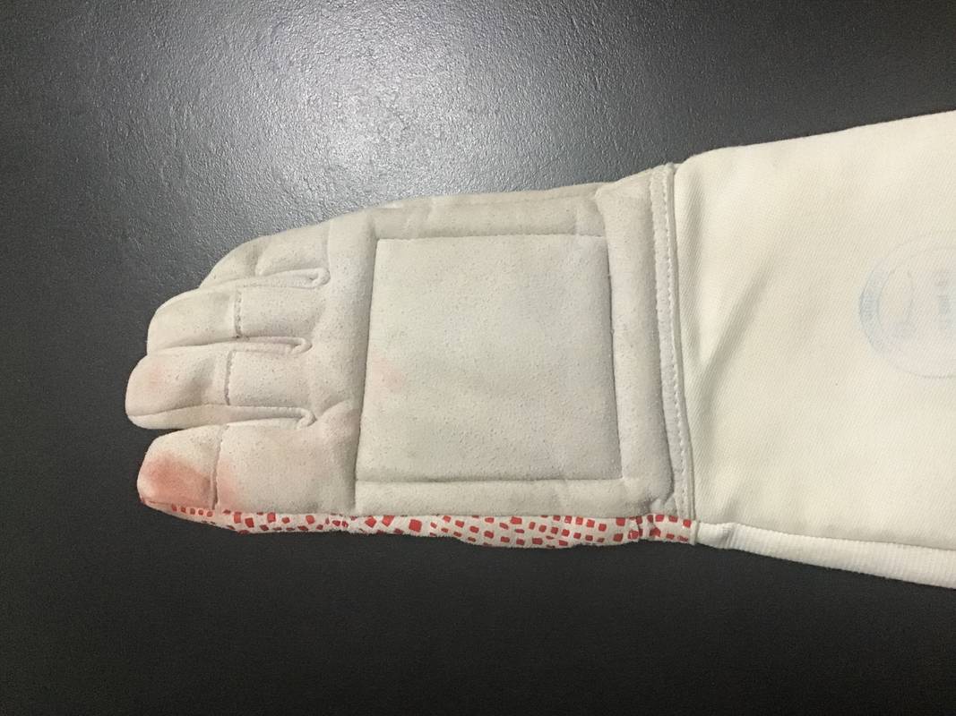 Gants d’épée et de fleuret
