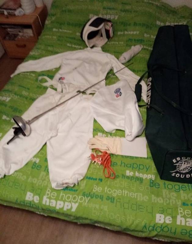 Matériel escrime épée très bon état